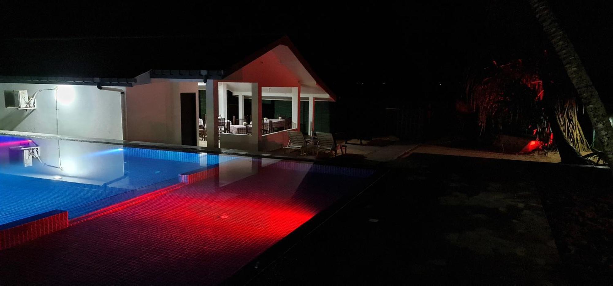 Thiranagama Beach Hotel هيكادوفا المظهر الخارجي الصورة